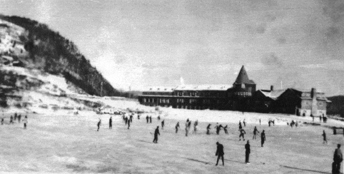 History of Valcartier Lodge  (later Mont Saint-Sacrement)